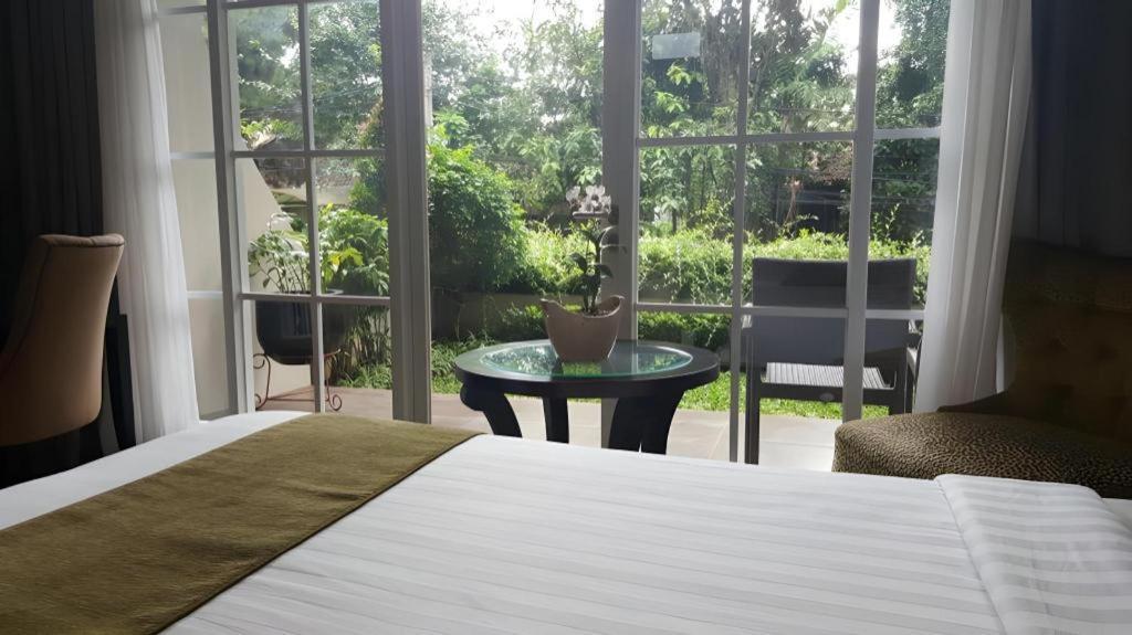 The Mirah Hotel Bogor Dış mekan fotoğraf