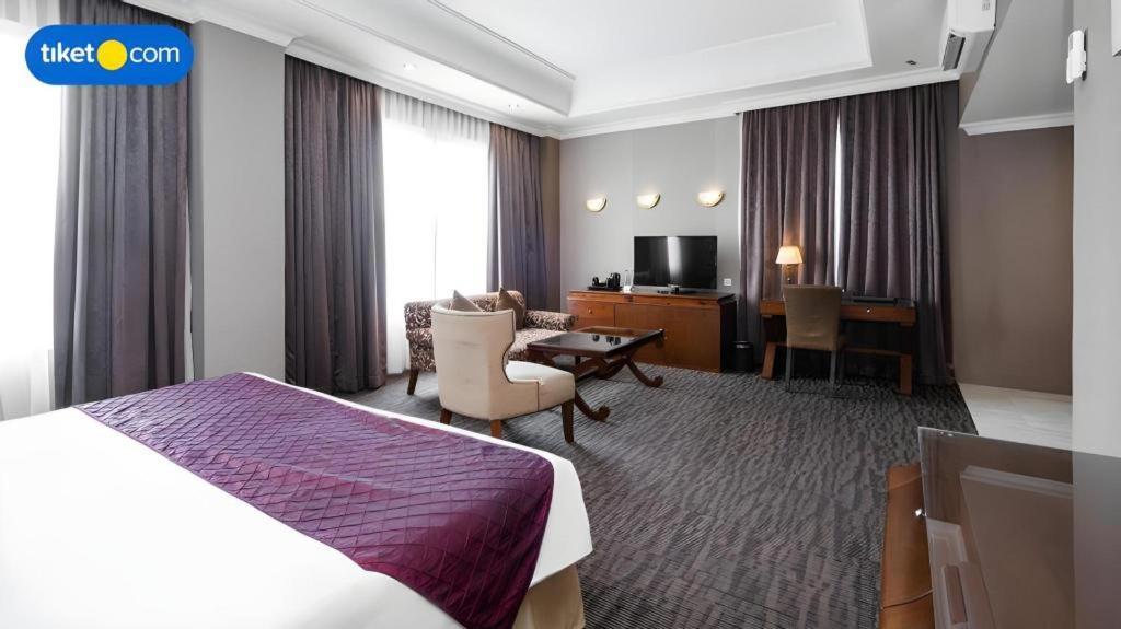 The Mirah Hotel Bogor Dış mekan fotoğraf
