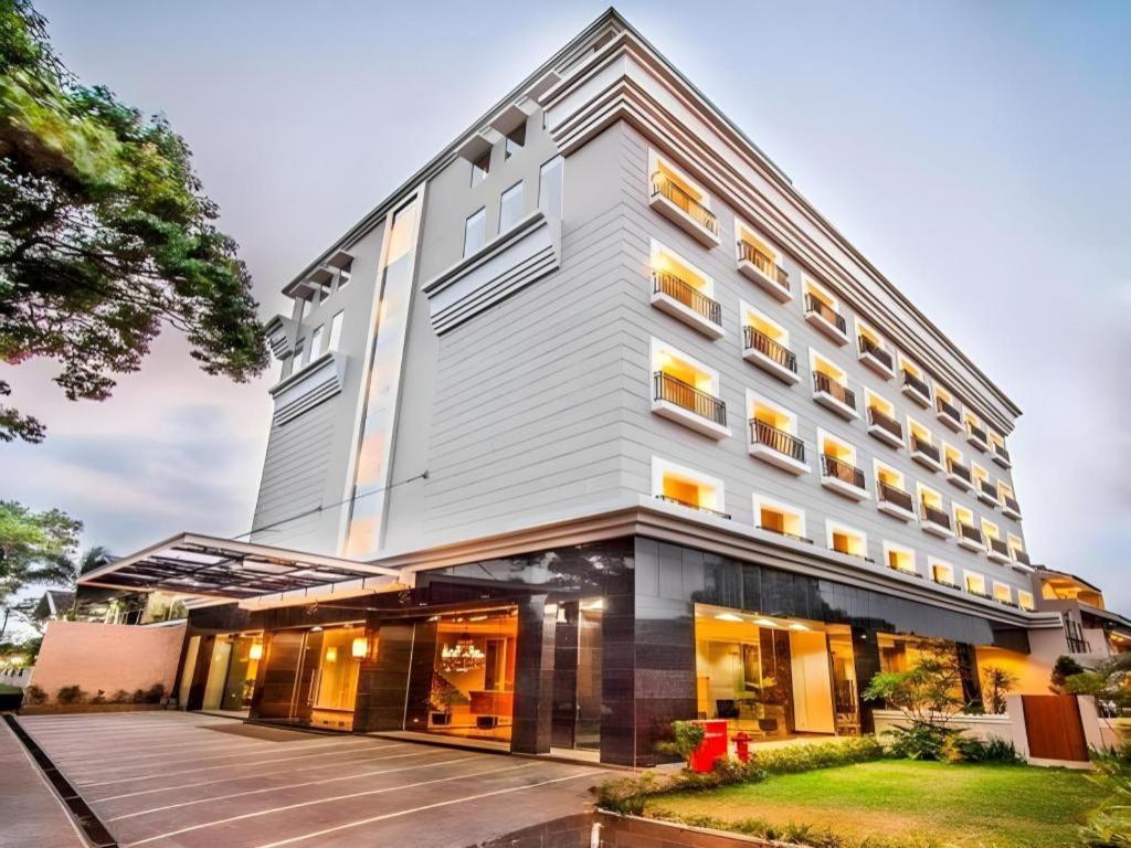 The Mirah Hotel Bogor Dış mekan fotoğraf